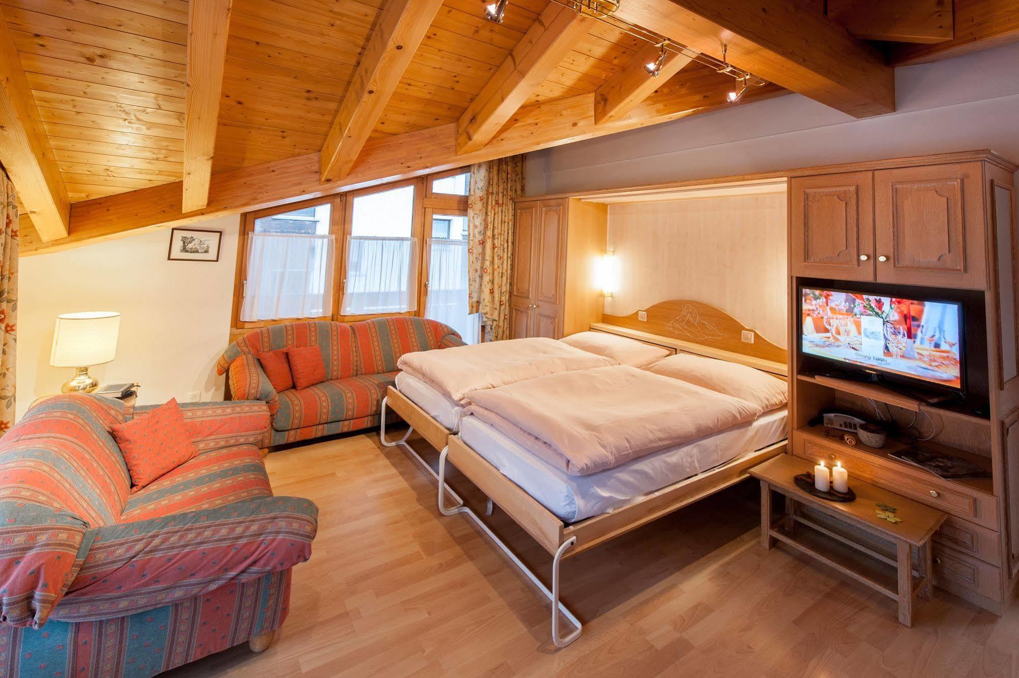 Appartements Zermatt Paradies Exterior photo